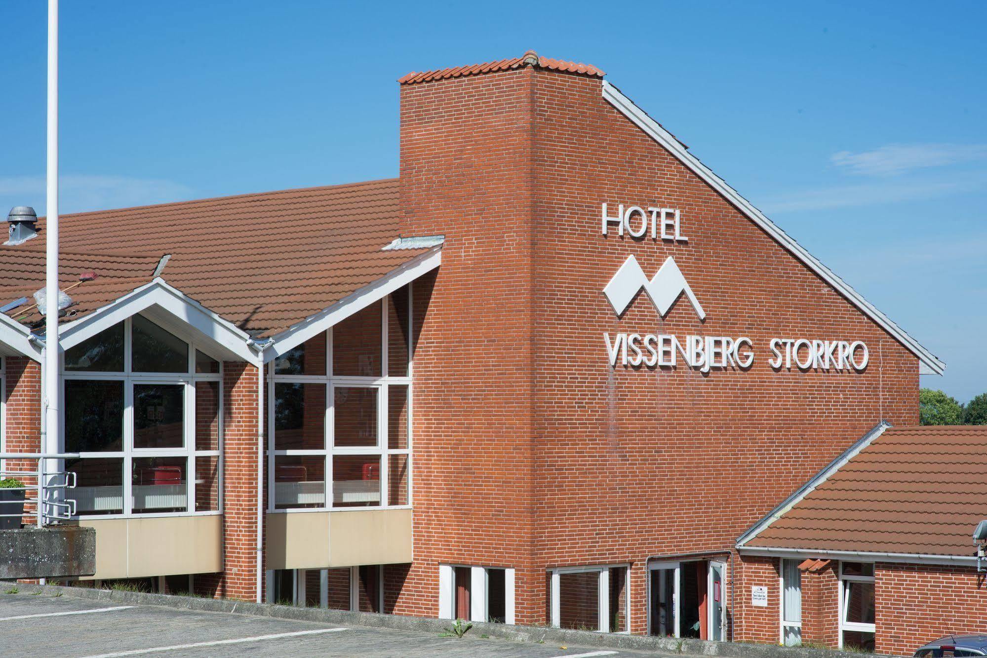 Hotel Vissenbjerg Storkro Экстерьер фото