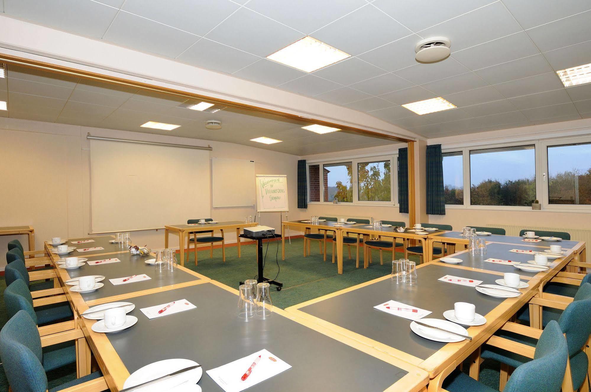 Hotel Vissenbjerg Storkro Экстерьер фото